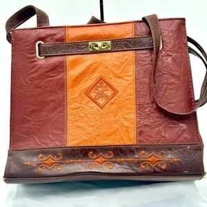 Vintage Vida Paris Tan and Brown‎ Leather Shoulder Bag